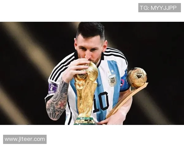 世界足坛身披三号球衣的传奇球星谁最具影响力